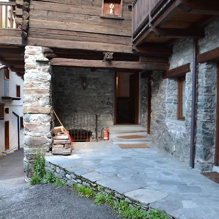 Alle Pendici Del Monte Rosa Champoluc Bagian luar foto